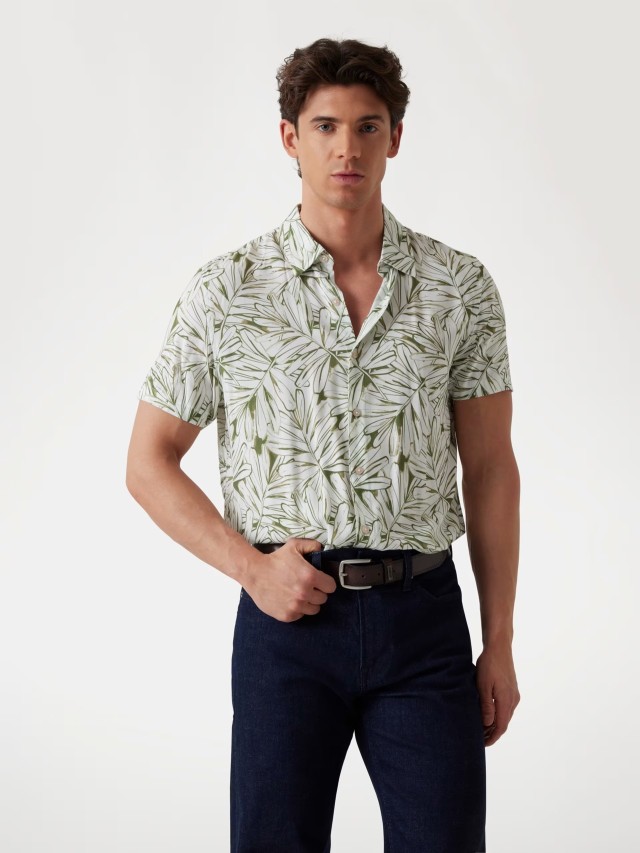 Guess Ss Ecor Rayon Oil Palm Shirt Ανδρικό Πουκάμισο Multi Color