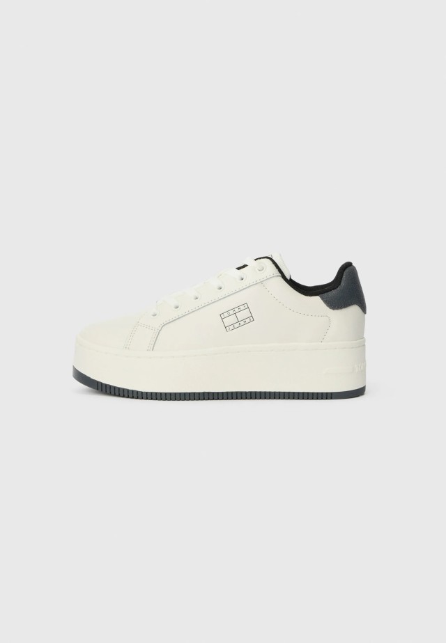 Tommy Hilfiger Tjw Flatform Ess Mu Γυναικεία Sneakers Εκρού