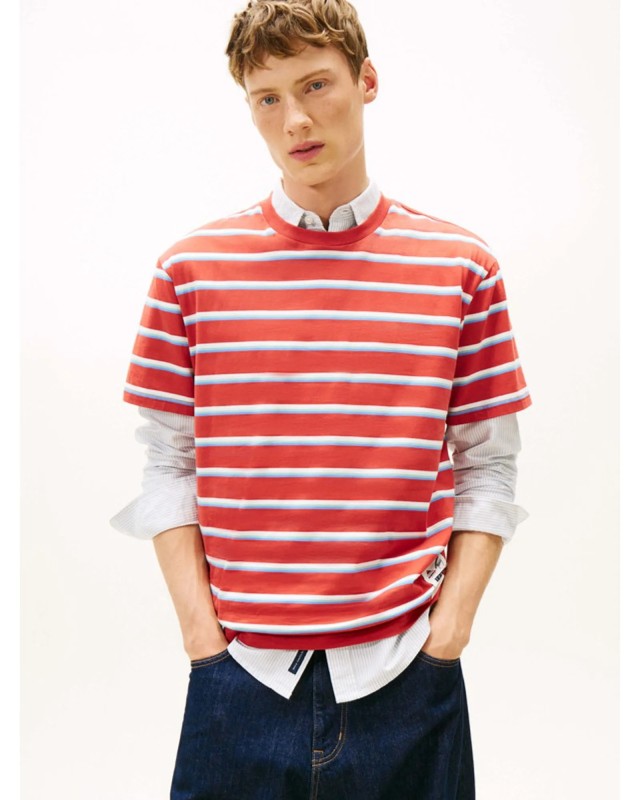 Tommy Hilfiger Tjm Rlx Label Ss Tee Ανδρική Μπλούζα Ριγέ Κόκκινη